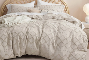 lot 348 image: Bedsure Queen Comforter Set