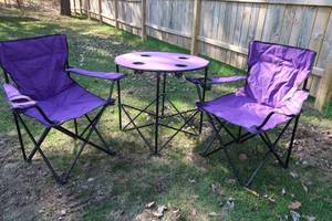 lot 31 image: NEW MYSTIC TAILGATE FOLDING POP UP TABLE  2 CHAIRS
