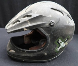lot 56 image: CHILDS SIZE HELMET