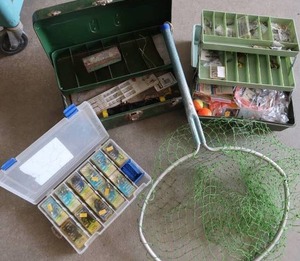 lot 99 image: VINTAGE TACKLE  NET