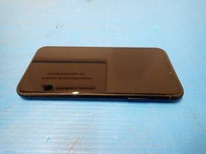 lot 42 image: Apple&nbspIphone Xr A1984  64GB of storage  Cellular Carrier Unlocked  Includes Charging Cable 