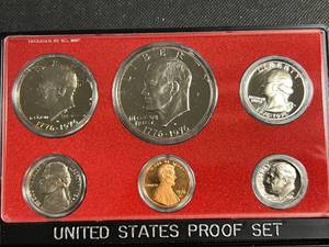 lot 15 image: 1976 US PROOF SET
