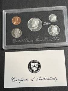 lot 37 image: 1997 US MINT SILVER PROOF SET