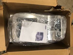 DeLonghi Livenza Dual Zone Digital 4.5L Stainless Steel Deep Fryer with Easy Clean Drain System  Customer Returns See Pictures