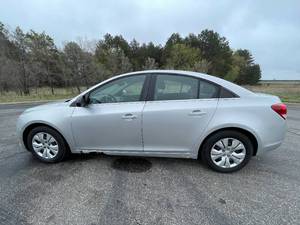 2012 Chevrolet Cruze LS - 91,917 MILES - MANUAL