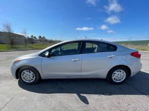 2016 Kia Forte LX - 1 OWNER - MANUAL