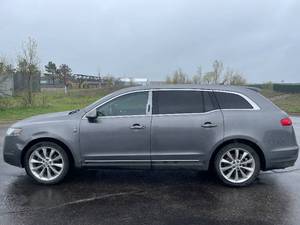 2010 Lincoln MKT EcoBoost - AWD