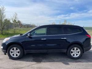 2011 Chevrolet Traverse LT - 2 OWNERS - AWD
