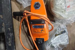 Black & Decker Model 7960 Power Sander Polisher With Buffing Pads and Wheels