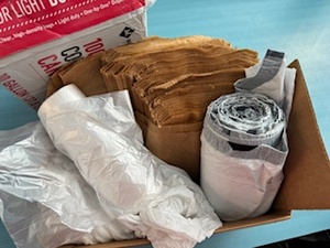 lot 27 image: Trash Bags and Trash Can Liners