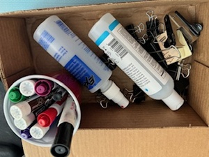 lot 43 image: Expo Markers and Office Supplies