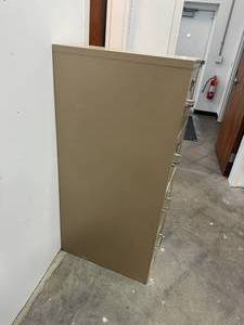 lot 97 image: Hon File Cabinet (Beige)