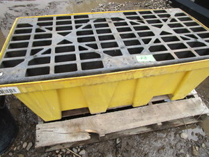 lot 83 image: U-Line Drum Spill Containment