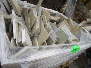lot 105 image: Natural Stone, Variety of Sizes