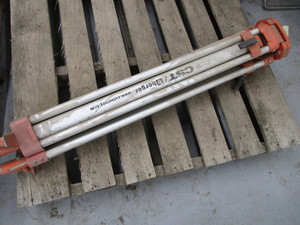 lot 116 image: CST Berger Tripod
