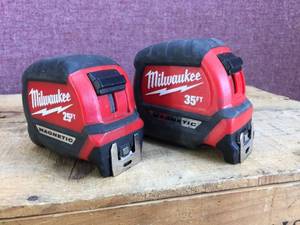 lot 8 image: 2 Milwaukee Magnetic Tape Measures