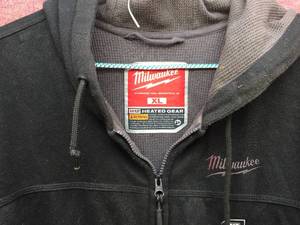 lot 22 image: Milwaukee M12 Heated Gear - Black Hoodie