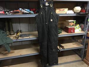 lot 25 image: Mens Carhartt 36 x 30 BIK Bib Overalls