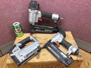 lot 60 image: 3pc Porter Cable Air Tool Set