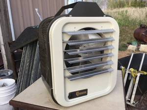 lot 91 image: QMARK MUH208 Electric WallCeiling Heater Unit