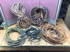 lot 97 image: 370ft of Extension Cords