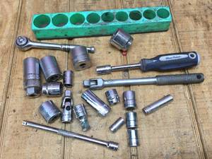 lot 105 image: S-K - Blue Point - Matco - Snap-On Ratchets - Sockets