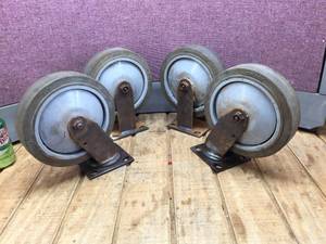 lot 114 image: 4 Colson Heavier 8 x 2 Rubberized Caster Wheels