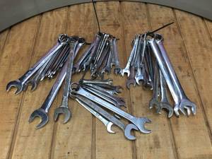 lot 146 image: Large Group Combination Wrenches SAE - Metric