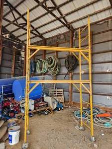 lot 30 image: Scaffolding - (4) Uprights, (5) Beams, Caster Wheels