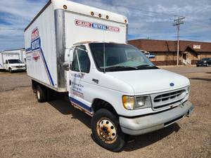 lot 4 image: 1997 Ford E-350 Power Stroke Diesel 15ft Box Truck