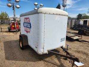 lot 8 image: 1994 Tailwind Trailers 8 Single Axle Enclosed Trailer