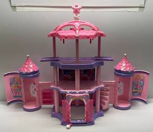lot 71 image: Vintage My Little Pony Crystal Rainbow Castle