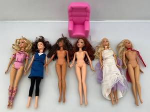 lot 149 image: Misc. Vintage Barbies & More