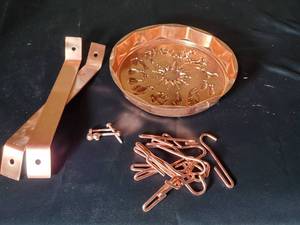 lot 163 image: Copper Kitchen Accessories Set with Astrological Design Pot