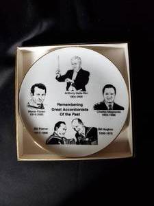 lot 171 image: Collectible Decorative Plate - Remembering Great Accordionists