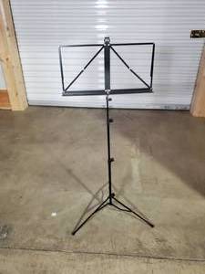 lot 180 image: Adjustable Folding Music Stand with Carrying Case