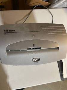 lot 77 image: Fellowes T7CM Paper Shredder - Used Condition