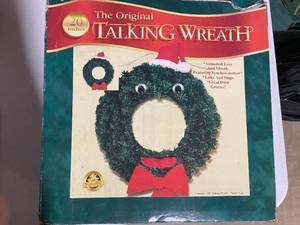 lot 92 image: The Original Talking Wreath - 20 Inches Animated Holiday Decor