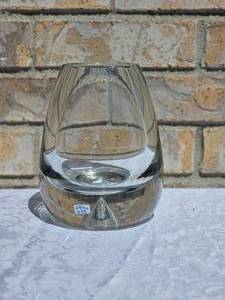 lot 58 image: Italian Crystal Vase