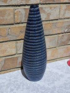 lot 13 image: 1950s Basketry Ceramic Vase by Esta Huttner for Hyalyn Pottery