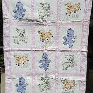 lot 117 image: Delightful Kitten Puppy Lamb Applique Feed Sack Nursery Quilt