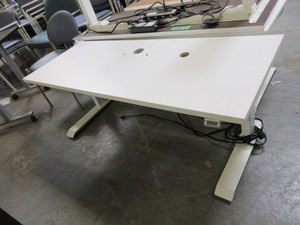 WORKRITE, ELECTRIC, HEIGHT ADJUSTABLE DESKS