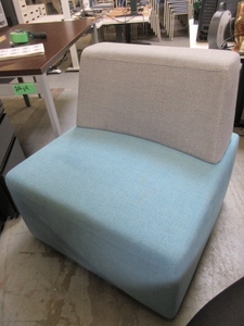 STEELCASE CUBE STYLE LOUNGE FURNITURE