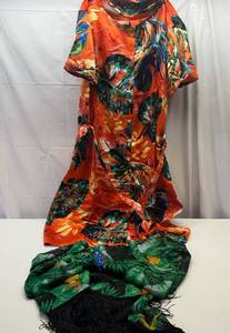 lot 8 image: MM. New-Assortment of XL Dresses & Blouse & Sarong