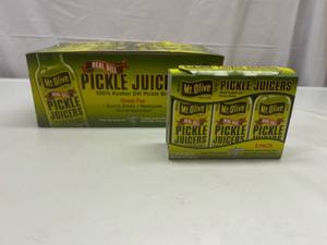 lot 219 image: SS.18x 2oz Mt Olive Pickle Juicers