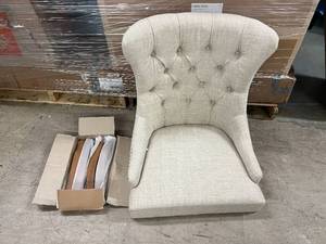 lot 29 image: Beige Tufted Casual Chair