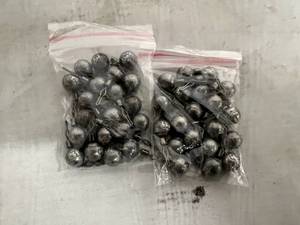 lot 106 image: 40ct of 3.5g Fishing Weights