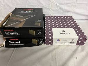 lot 175 image: 40 Reinforced Hanging Folders and 100 Multicolored Standard Folders
