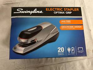lot 179 image: Swingline Electric Stapler