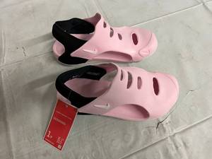 lot 191 image: Nike Sunray Protect 3 Pink Foam Shoes - Size 1Y